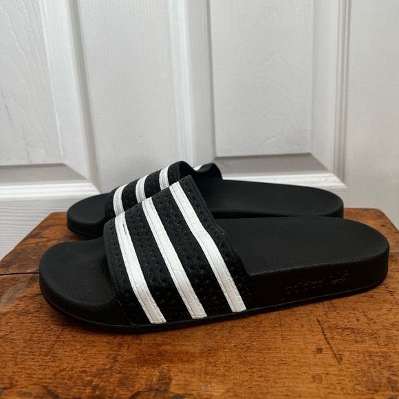 Adidas Classic Slides - Picture 5 of 5